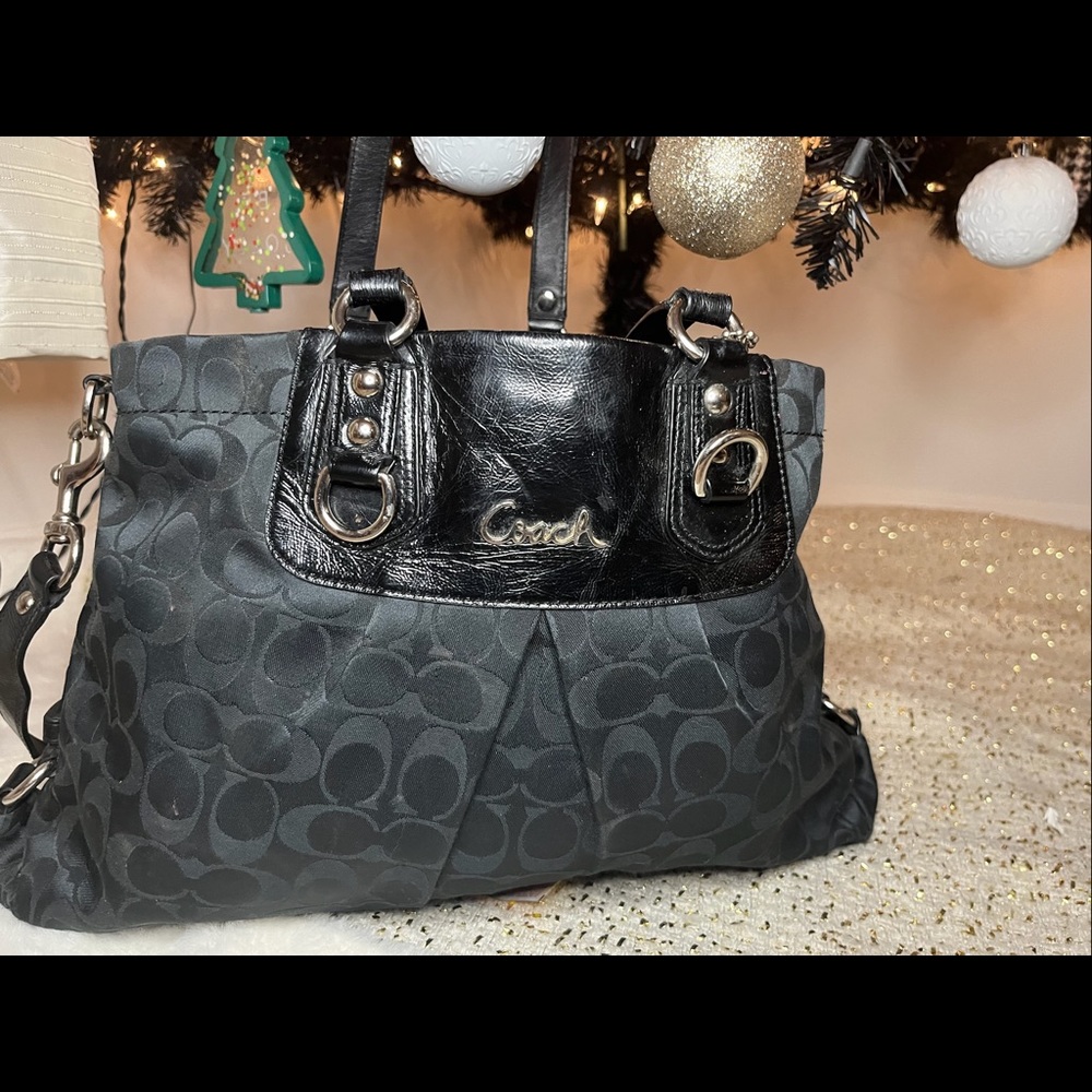 Coach. Bag